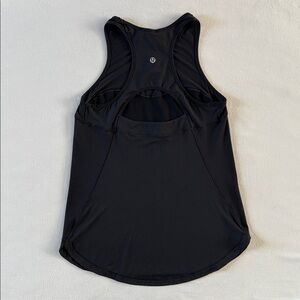 Lululemon tank top in black